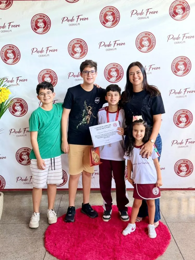 Alunos recebem medalhas da Provinha SAS e da OBMEP na Sociedade Educacional Paulo Freire — imagem 10