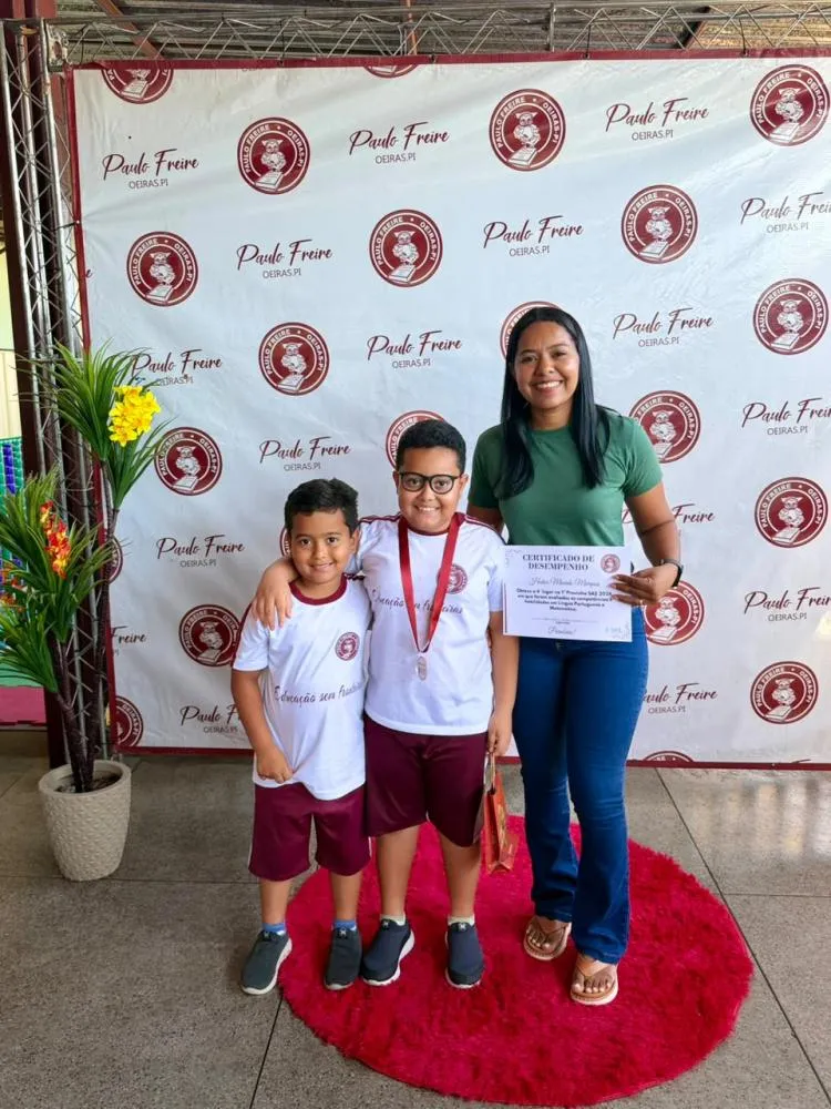Alunos recebem medalhas da Provinha SAS e da OBMEP na Sociedade Educacional Paulo Freire — imagem 4