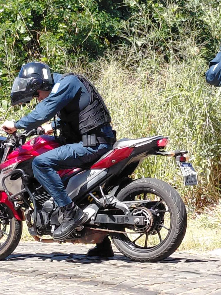 Adolescente que furtou moto em Oeiras é apreendido pela PM após furtar outra na Delegacia de Inhuma — imagem 5