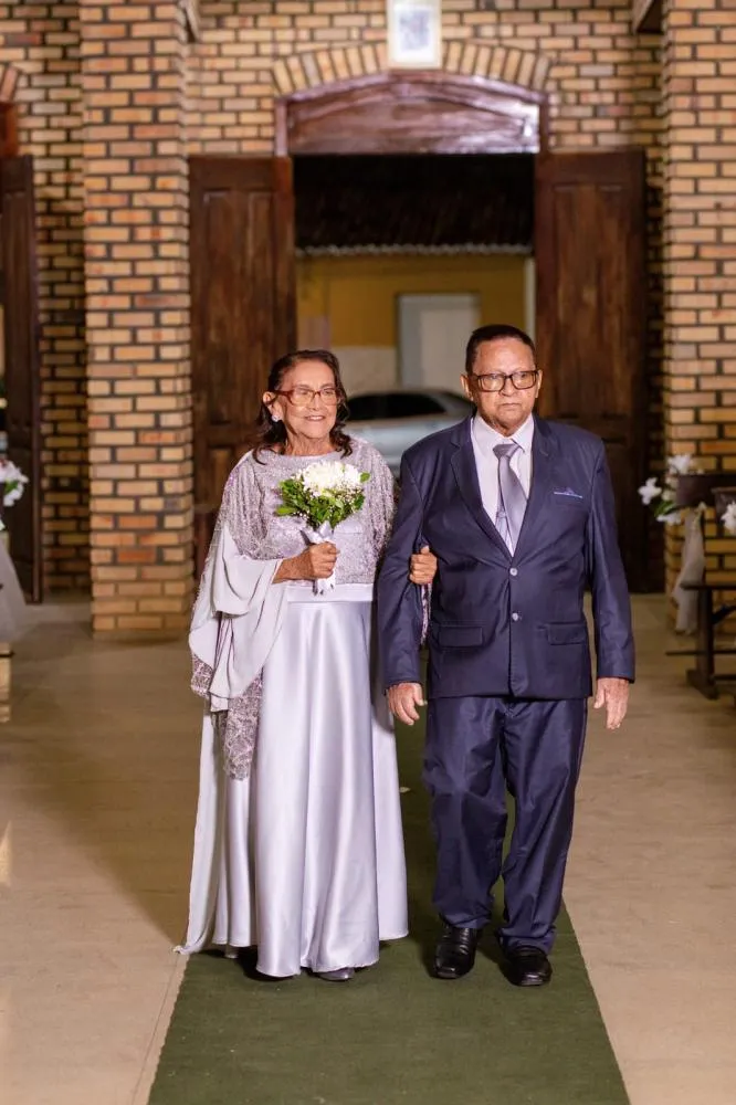 Antônio José e Francisca Estevão celebram 60 anos de casamento e uma história de amor, fé e família — imagem 2