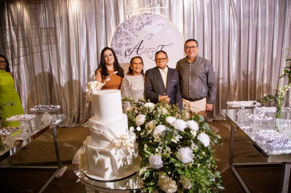 Antônio José e Francisca Estevão celebram 60 anos de casamento e uma história de amor, fé e família — imagem 39