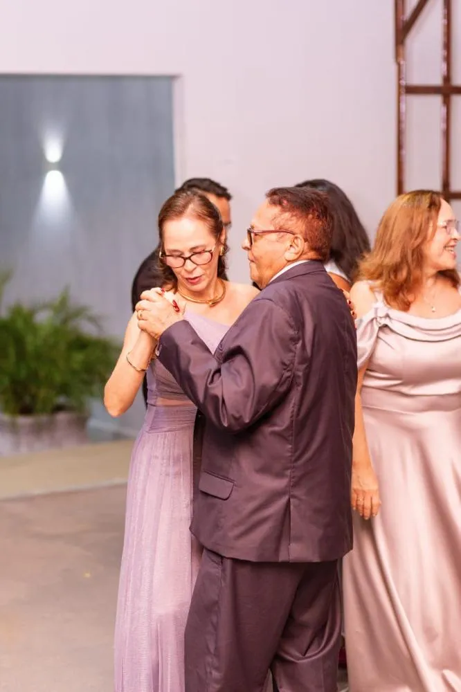 Antônio José e Francisca Estevão celebram 60 anos de casamento e uma história de amor, fé e família — imagem 18