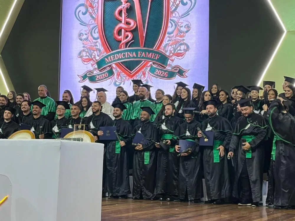 Filho de Oeiras, Nelson Silva Rodrigues Júnior se forma em Medicina e amplia trajetória marcada pelo estudo e pelo…