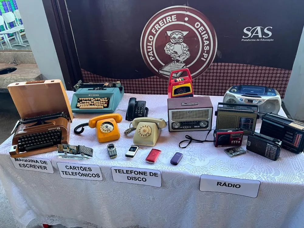 Objetos antigos ganham novas histórias em exposição do 2º ano do Colégio Paulo Freire — imagem 7