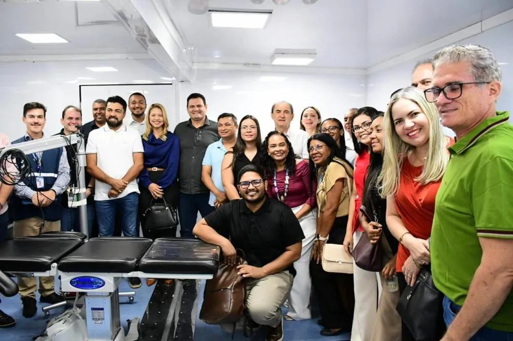 Representantes de São Miguel do Fidalgo conhecem estrutura da Carreta da Oftalmologia em Floriano — imagem 3