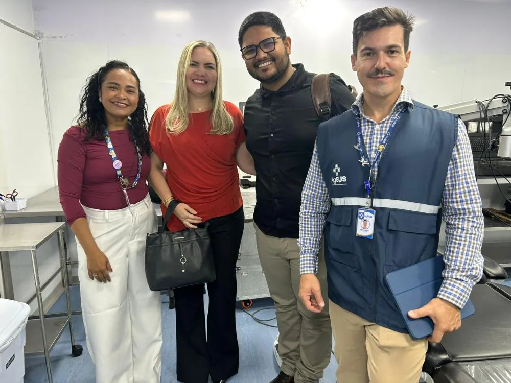 Representantes de São Miguel do Fidalgo conhecem estrutura da Carreta da Oftalmologia em Floriano — imagem 6