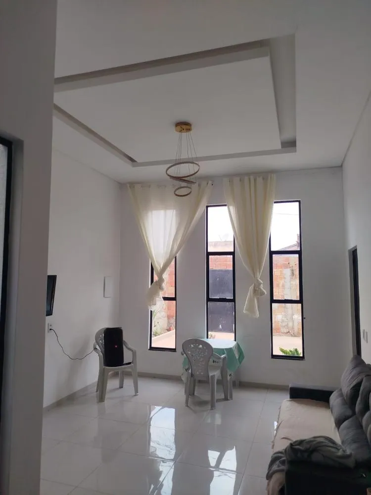 Casa à venda em Oeiras combina espaços amplos, planejamento e conforto em cada ambiente — imagem 13