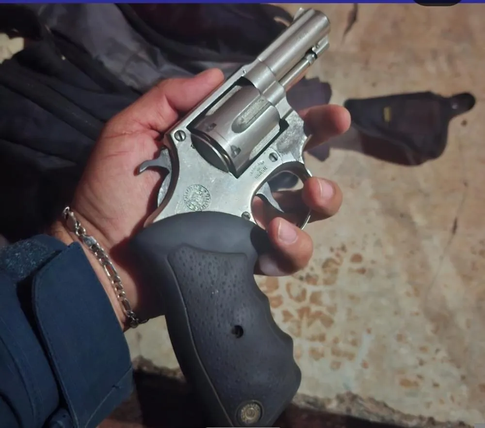 Polícia Militar apreende revólver com numeração suprimida na zona rural de Oeiras — imagem 2